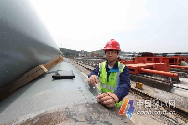 金斧子配资 毫米级精度守护大国工程命脉：“00后”的匠心检测日记